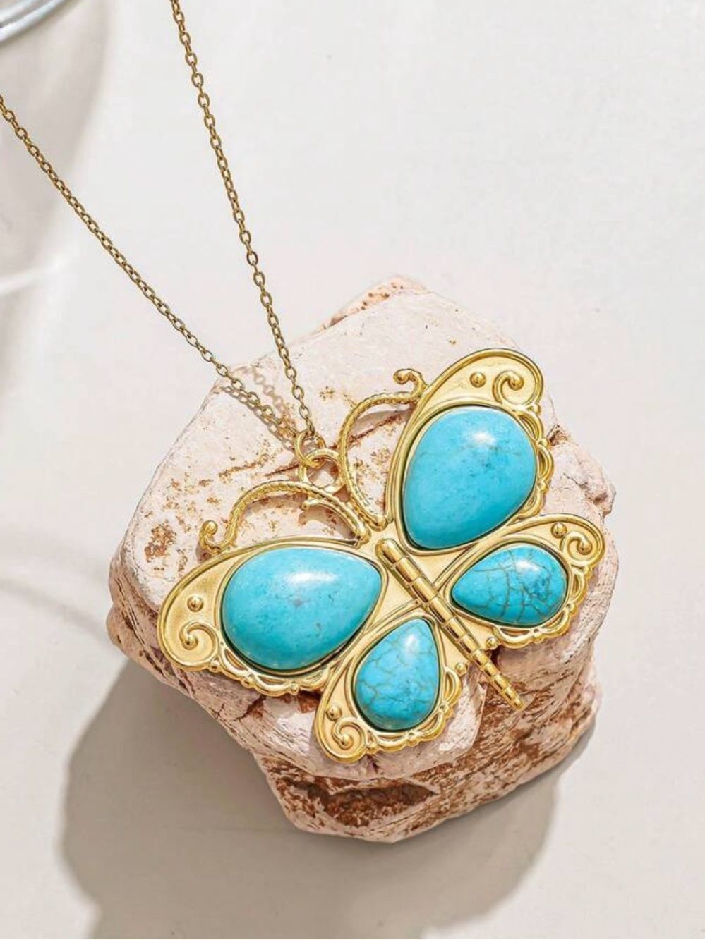 Butterfly Pendant Necklace S1460 - Picture 2 of 3